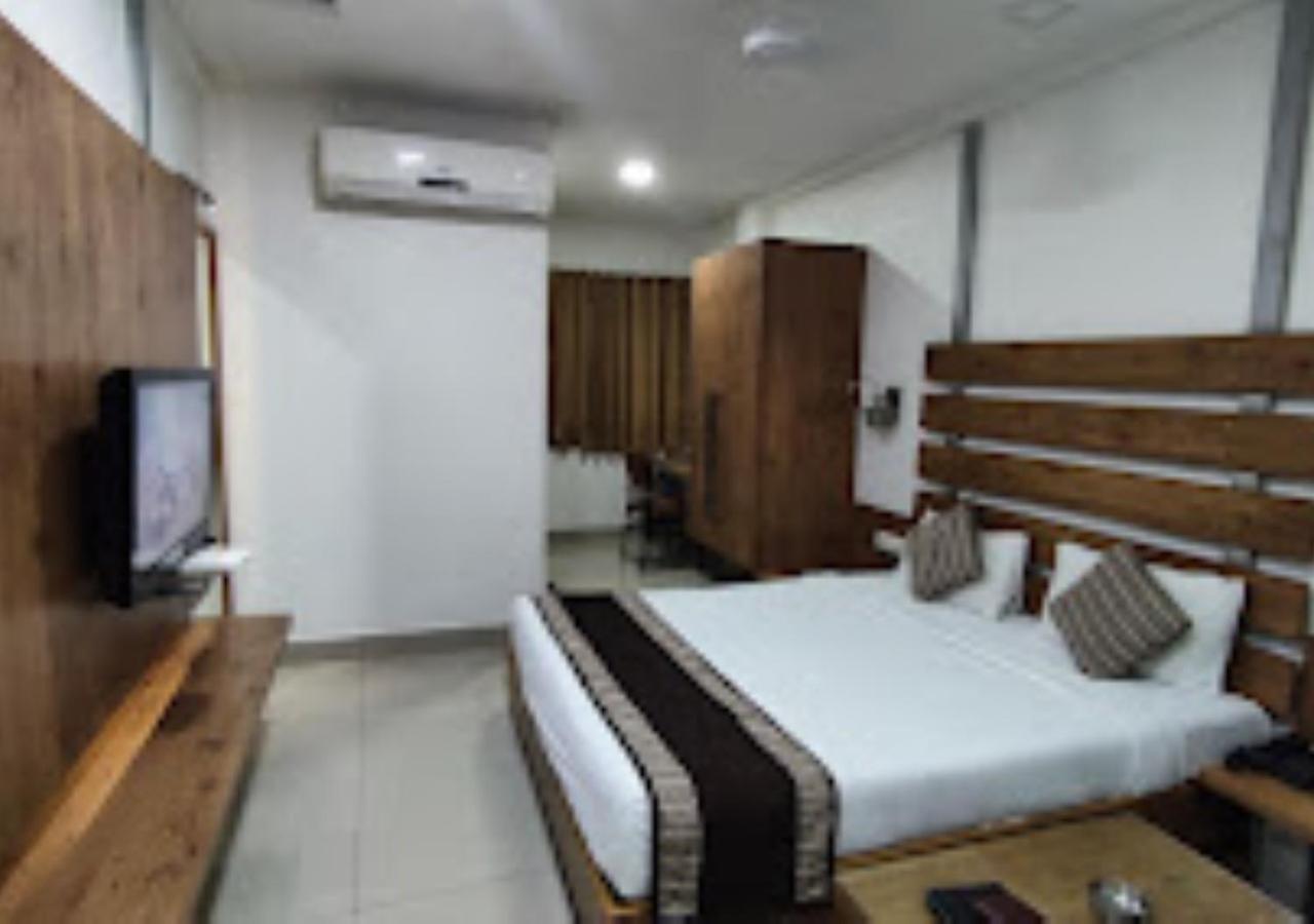 Hotel Siddharth Premiere Chandrapur Exteriér fotografie